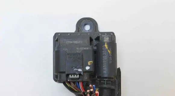 Glow plug pre-heat relay