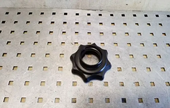 Volkswagen Eos Spare wheel bolt 
