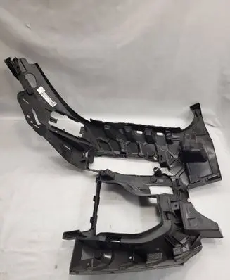 BMW X5 G05 Front bumper mounting bracket 51118069227 8069227