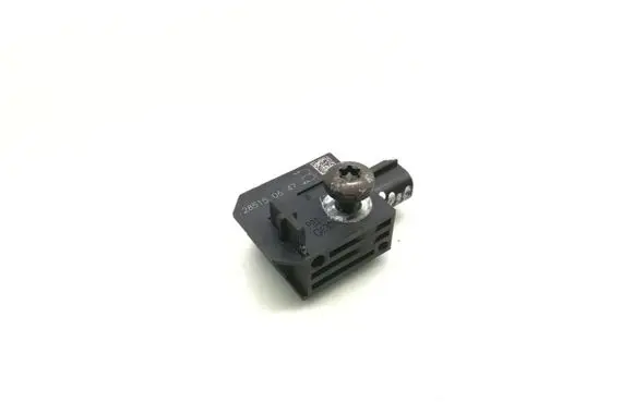 Opel Vivaro Airbag deployment crash/impact sensor 13504470 05ADC4082