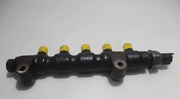 Volvo S40 Fuel main line pipe