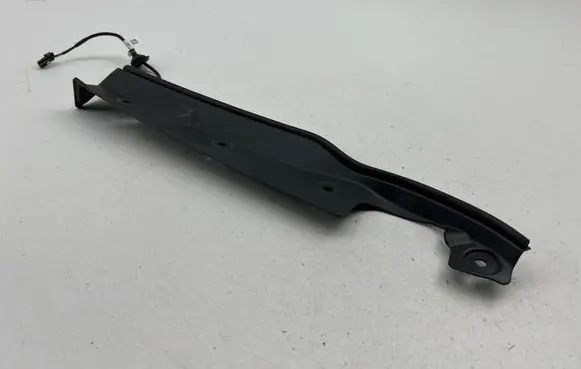 Chrysler Pacifica Other trunk/boot trim element 1005928