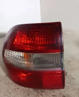 Volvo S40, V40 Rear/tail lights 32311111