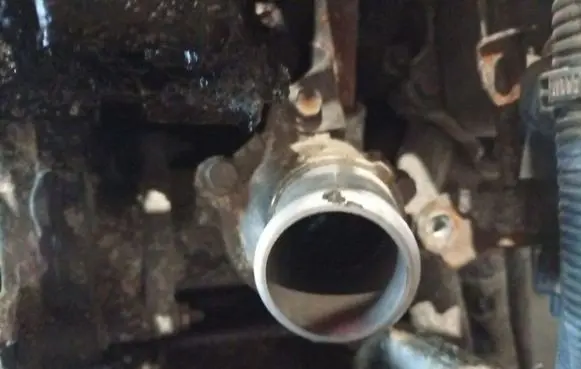 Toyota Avensis T250 Engine coolant pipe/hose