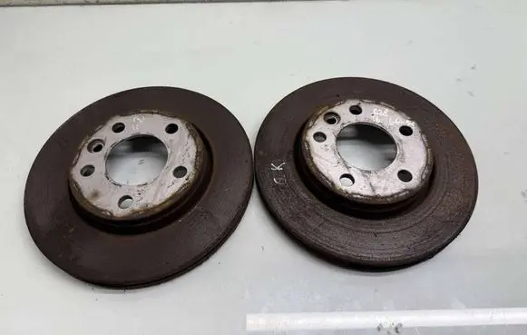 Volkswagen Transporter - Caravelle T6 Rear brake disc