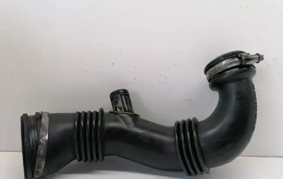 Citroen C5 Intercooler hose/pipe 9656953680A01