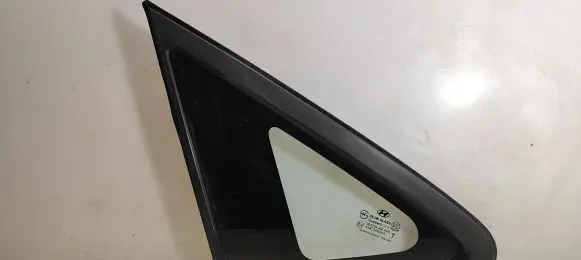 Hyundai ix35 Rear side window DOT736AS2M32 E443R000083