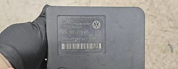 Toyota Avensis T250 ABS Pump 1K0907379AC 00005305H0 10096003593