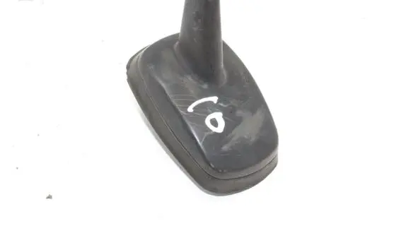 Volkswagen Scirocco Aerial GPS antenna 1K0035507L