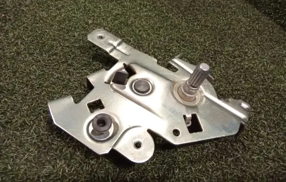 Renault Trafic III (X82) Sliding door lock 826706945R 93451791