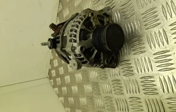 Subaru XV II Generator/alternator 1042114480