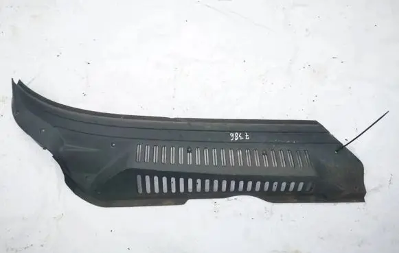 Wiper trim