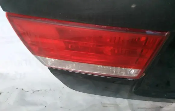 Hyundai Sonata Tailgate rear/tail lights