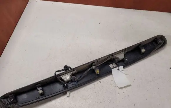 Hyundai Santa Fe Trunk door license plate light bar 873112B000