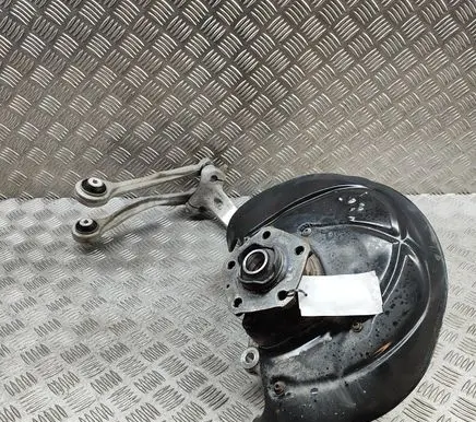 Audi Q7 4M Front wheel hub 4M0407560