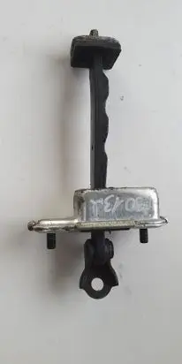Hyundai i30 Front door check strap stopper