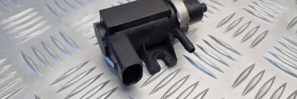 Volkswagen Golf IV Turbo solenoid valve 1J0906627 01T345 72290320