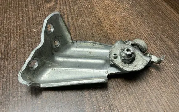 Fiat Ducato Sliding door upper roller guide/hinge B935