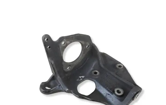 Volkswagen Transporter - Caravelle T4 Fuel pump bracket 074130147C