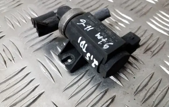 Audi A6 S6 C4 4A Turbo solenoid valve 1H0906627 72190320