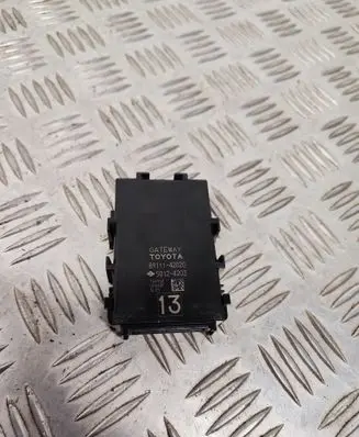 Toyota RAV 4 (XA40) Gateway control module 8911142020