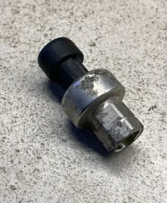 Opel Meriva A Air conditioning (A/C) pressure sensor 09131721 0913172 1975XX