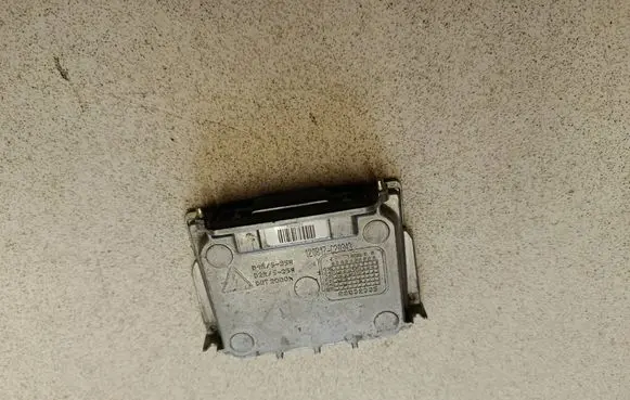 Peugeot 508 RXH Xenon control unit/module 89032336