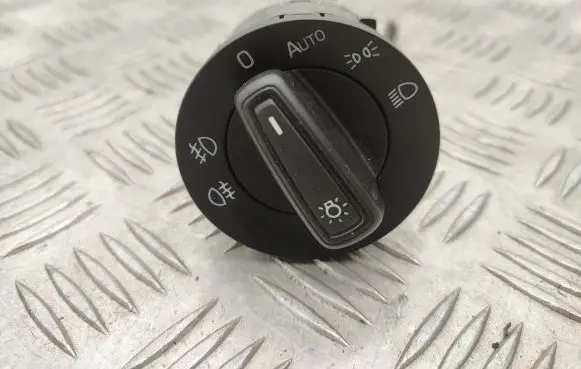 Skoda Octavia Mk3 (5E) Light switch 5E0941431D