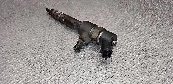 Alfa Romeo 147 Fuel injector 0445110119