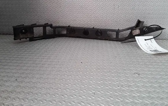 Opel Meriva A Bumper support mounting bracket corner 93330082
