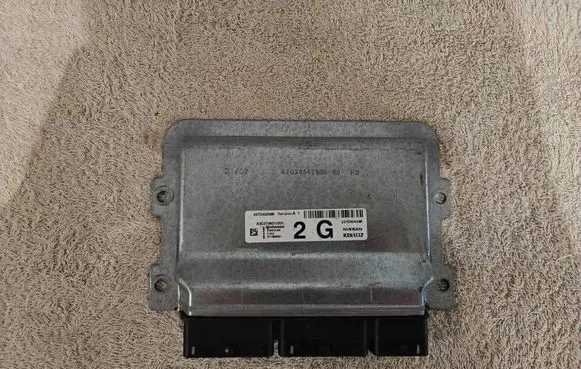 Renault Twingo III Engine control unit/module 237D40396R A2C385425000