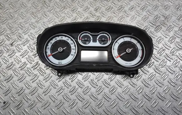 Fiat 500L Speedometer (instrument cluster) A2C32923102 51968387 030913