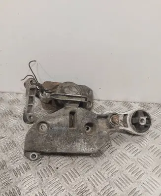 Renault Trafic II (X83) Engine mount bracket 8200159772 911682241