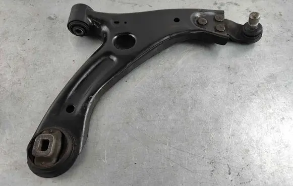 Volvo XC40 Front lower control arm/wishbone 32221282 32221154 32400869