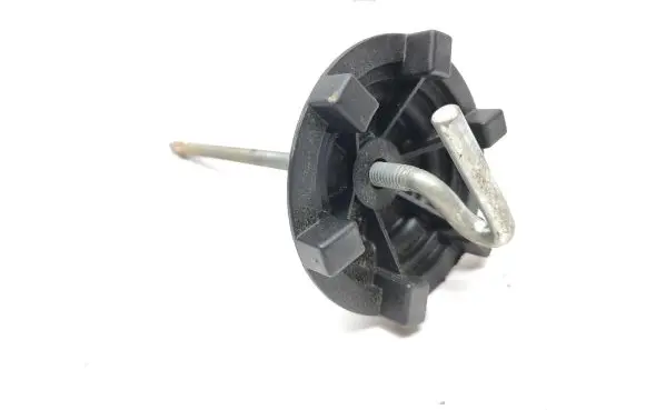 Jaguar XF X250 Spare wheel bolt D3L5A