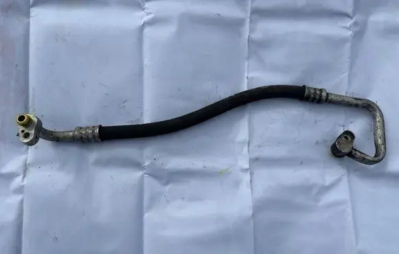 Volkswagen Transporter - Caravelle T5 Air conditioning (A/C) pipe/hose 7H0820721S 031T06