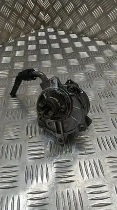 Mercedes-Benz CLK A209 C209 Vacuum pump A6112300065