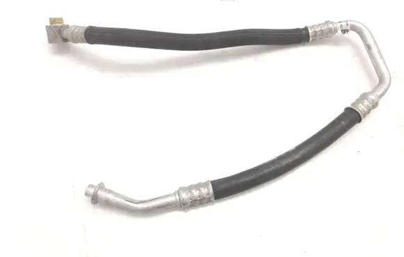 Air conditioning (A/C) pipe/hose