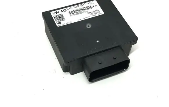 Volkswagen Polo V 6R Voltage converter/converter module 3AA919041A