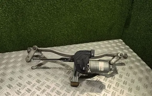 Front wiper linkage and motor