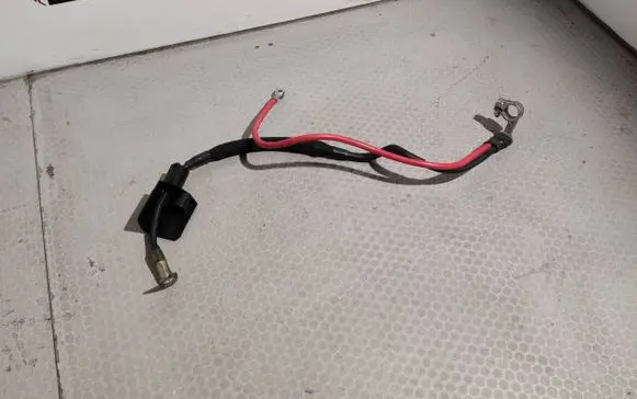 Volkswagen Tiguan Positive cable (battery) 5N0971228D