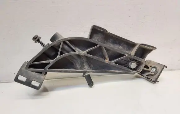 Nissan X-Trail T32 Other engine bay part