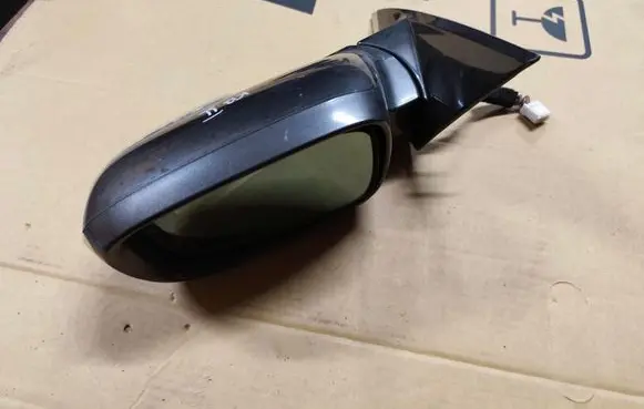 Honda Legend Front door electric wing mirror