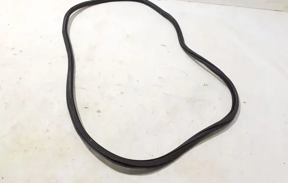 Audi Q2 - Trunk rubber seal (body) 81A833721B
