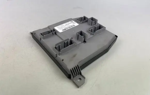 Mercedes-Benz E W213 SAM control unit A2139003008