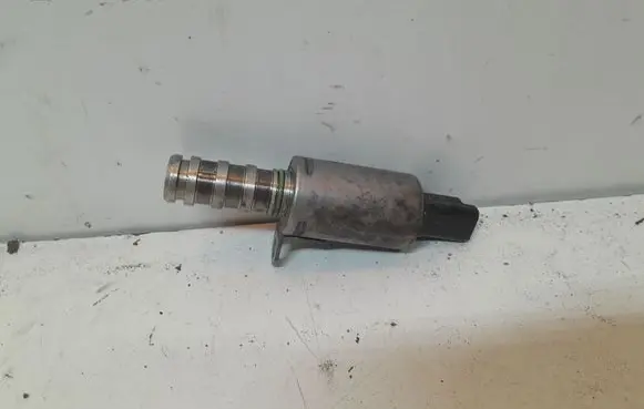 Citroen C3 Camshaft vanos timing valve V75877608003