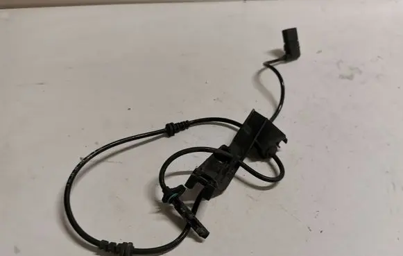 Mercedes-Benz C W205 ABS brake wheel speed sensor A2059058003