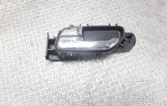 SsangYong Rodius Front door interior handle