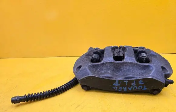 Volkswagen Touareg II Rear brake caliper 7P6615403K