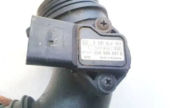 Volkswagen Touareg I Air pressure sensor 0281002401 038906051c
